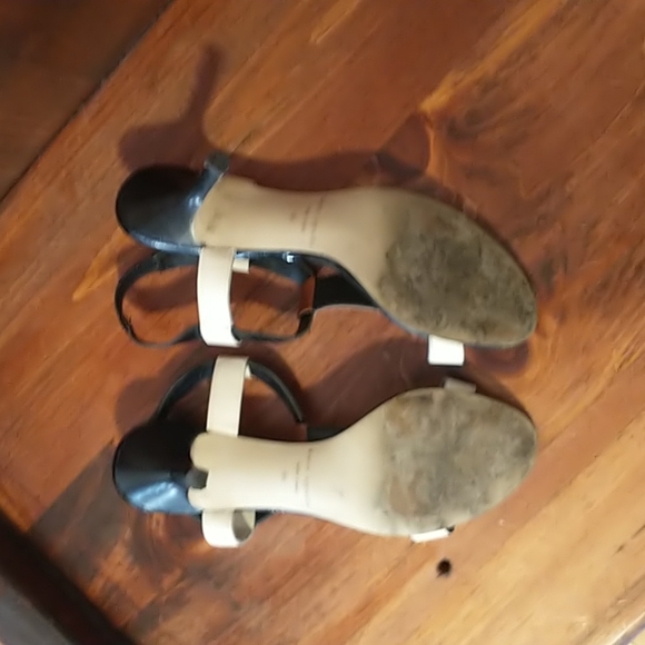 Kate Spade  heels - Picture 3 of 3